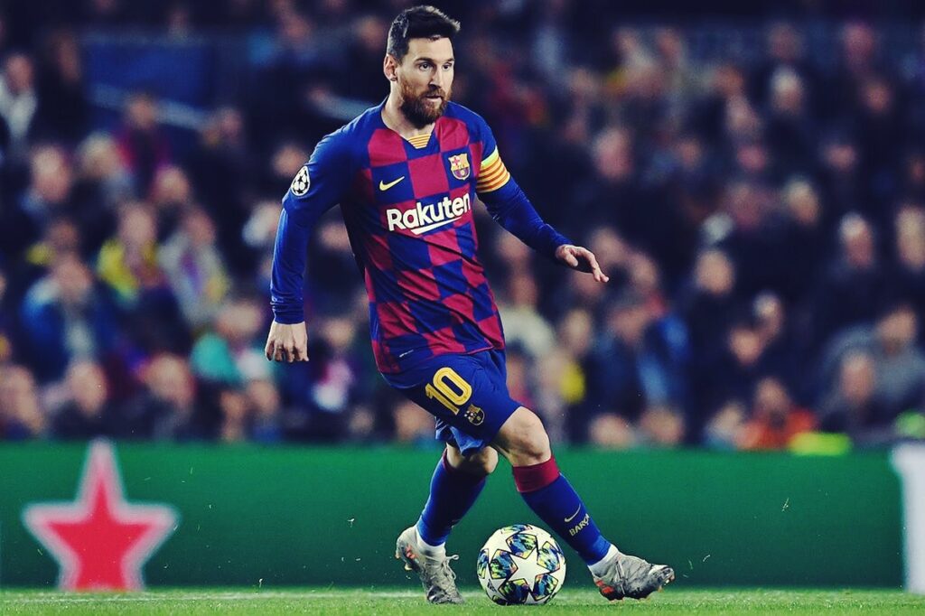 được xếp vào một trong những cầu thủ có chân sút luôn đứng top. Cầu thủ Lionel Messi sao nổi tiếng thế giới với thành tích khủng