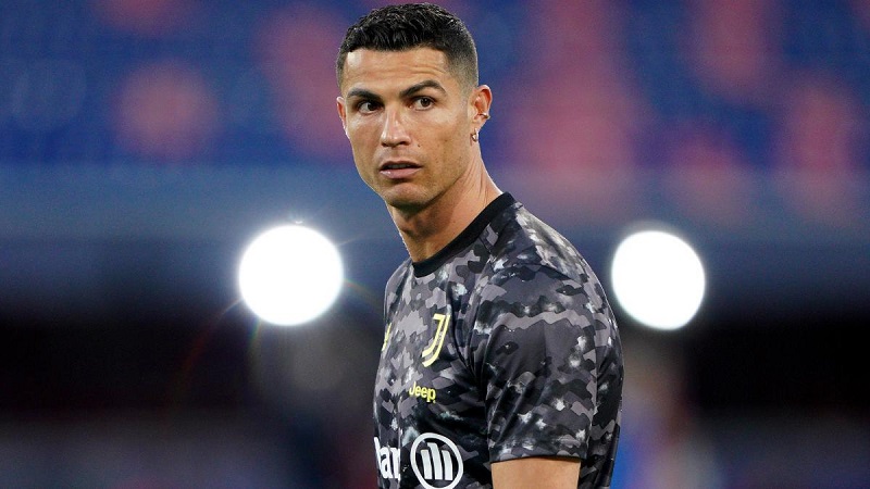 Ronaldo sẽ có bến đỗ mới theo quyết định của HLV Allegri